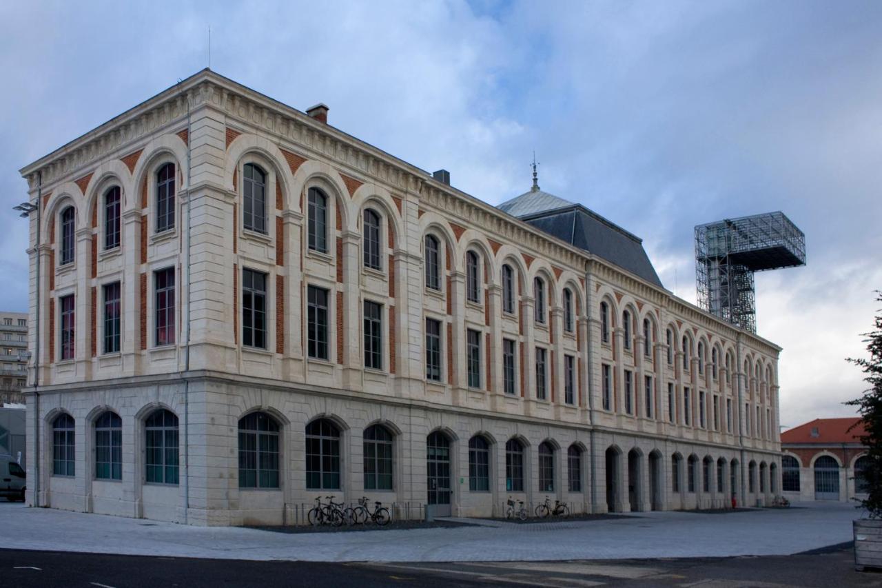 Apartamento 116 Chic & Cosy Grand Appart Moderne 65M2 Hypercentre Wifi Smart Tv Netflix Saint-Etienne  Exterior foto